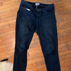 Mid-rise Paige Denim Skinny Jeans Size 32